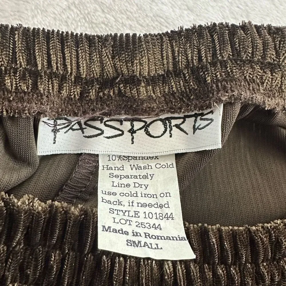 Vintage Passports Women's S Crushed Velvet Pajama Set Brown‎ Ribbed Loungewear
